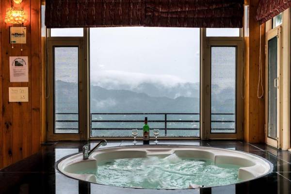 StayVista at Villa Woodside Meadows