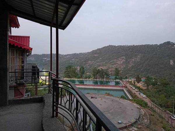 OYO HOME 88499 Mystic Home