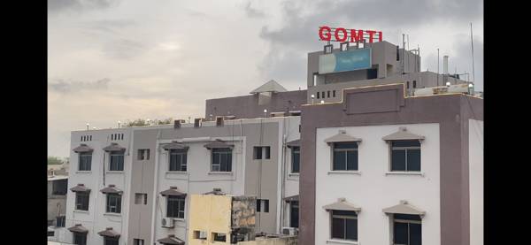 Hotel Gomti