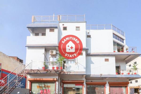 SPOT ON 62709 Hotel Rainbow