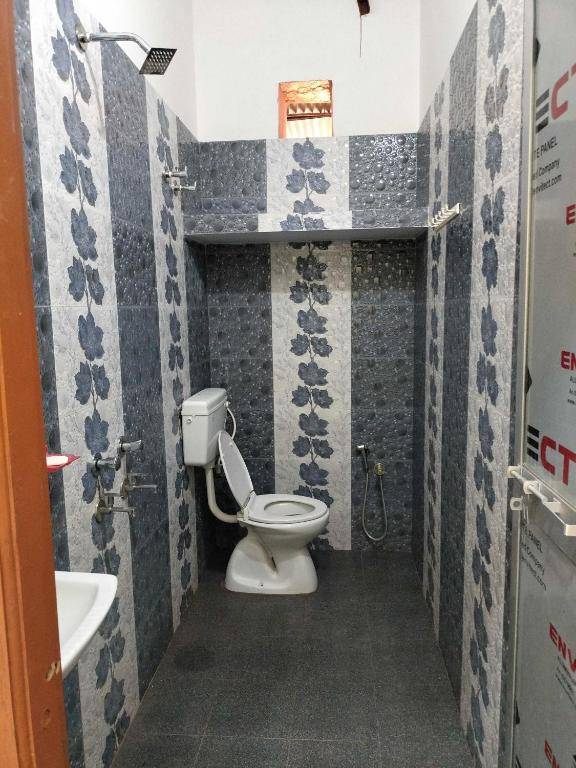 SPOT ON 93628 Hotel Evening Star Inn