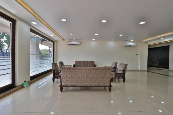 Utkarsh Hotel Silvassa