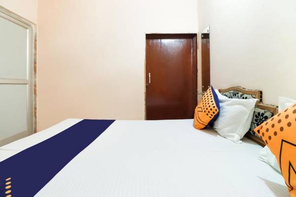 SPOT ON 77881 Kasturi Sai Darbar