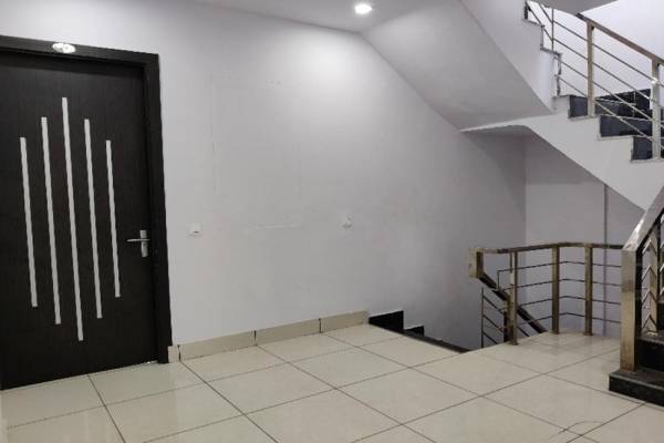 OYO 81176 Hotel Laksh