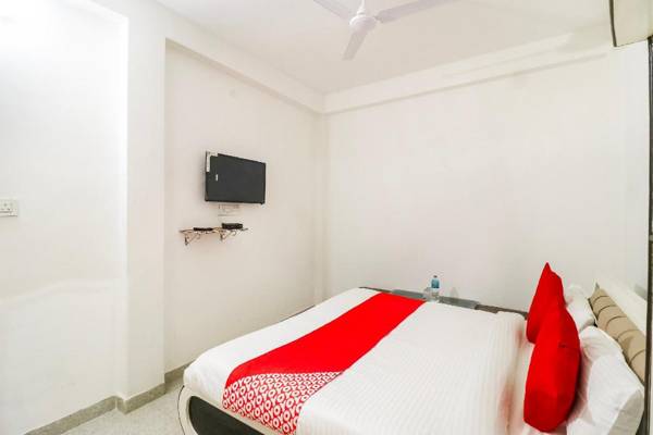 Capital O 67057 Arpit Hotel