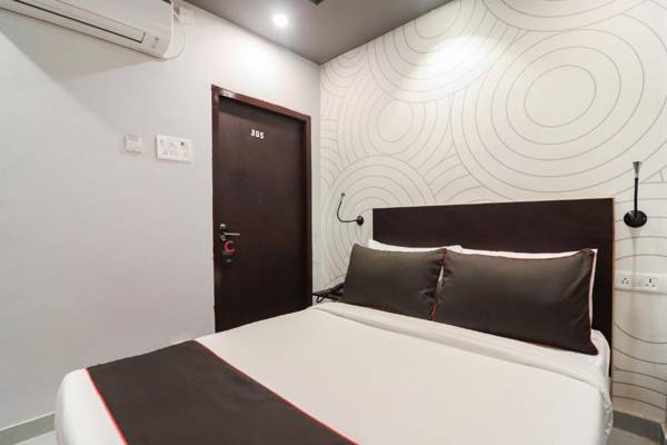 Collection O 45871 Sonica Gold Civil Lines