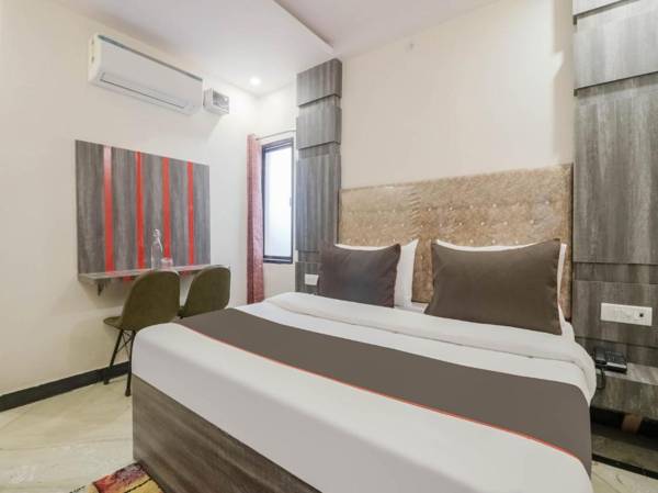 OYO townhouse 407 Legacy civil line