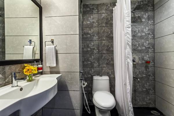 OTH townhouse 387 Mumfordganj - High Court Prayagraj