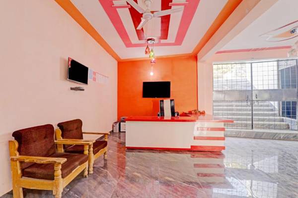 OYO 87863 Heaven Palace