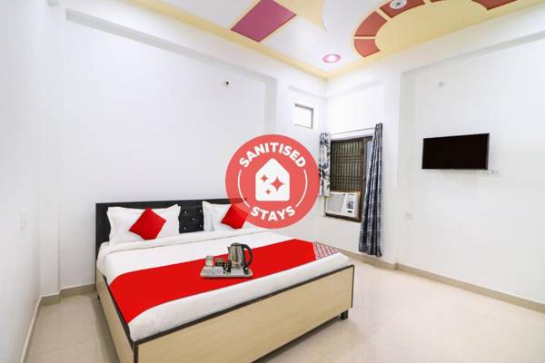 OYO Flagship 91746 Crown Guest House