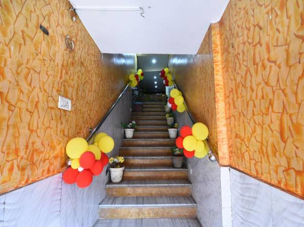 OYO Flagship 87482 Hotel Lord Shiva