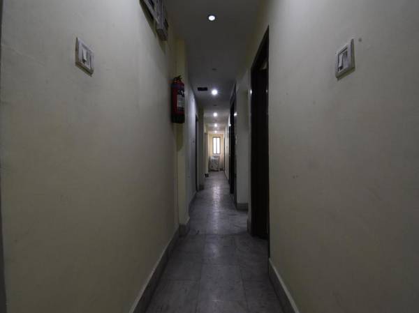 OYO Flagship 87482 Hotel Lord Shiva