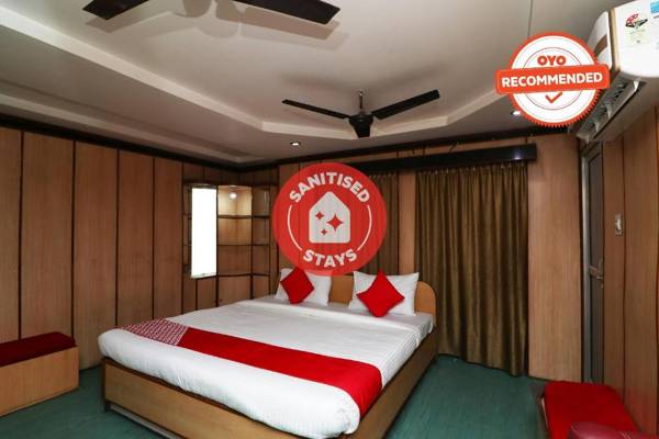 OYO Flagship 30893 Hotel Bob's