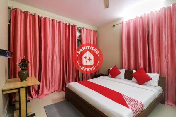 OYO Flagship 44546 Royal Holiday