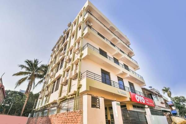 OYO 70783 Hotel Happy Journey