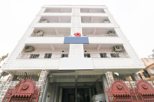 Capital O 78105 Hotel Figtree Premier