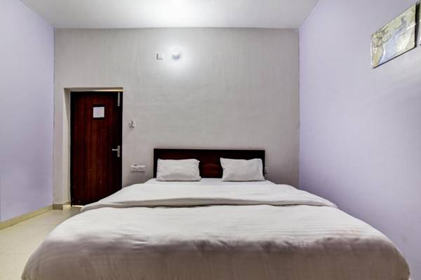 OYO 82551 The Hotel Quaint