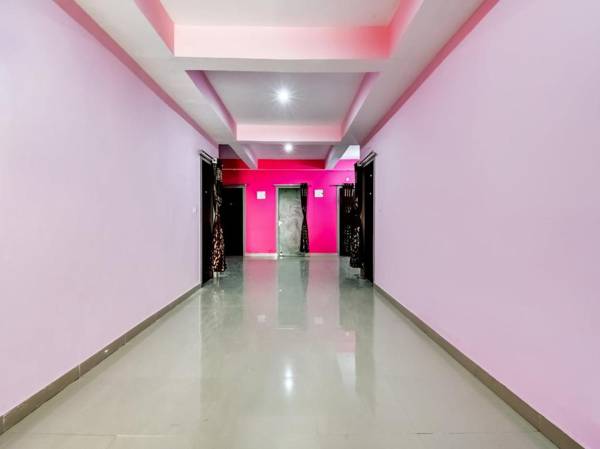 OYO 83982 Hotel Majestic Inn