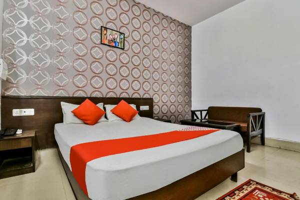 OYO Flagship 83656 B N B Inn