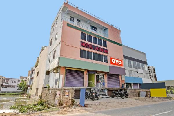 OYO 88604 Hotel Lotus Inn