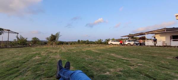 Farmstay to Relax and unwind with a big lawn