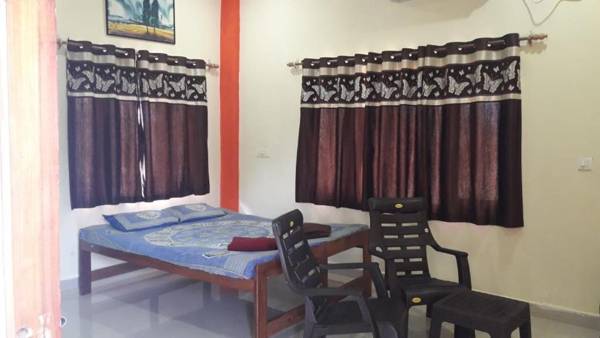 Farmers corner guest house Aronda close to Arambol ( north goa boder)