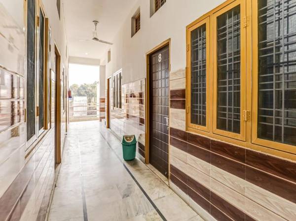 SPOT ON 84554 Dehra Sabri Hotel