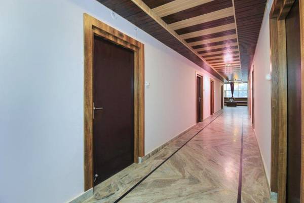 Collection O 63274 Hotel Mehraz Residency