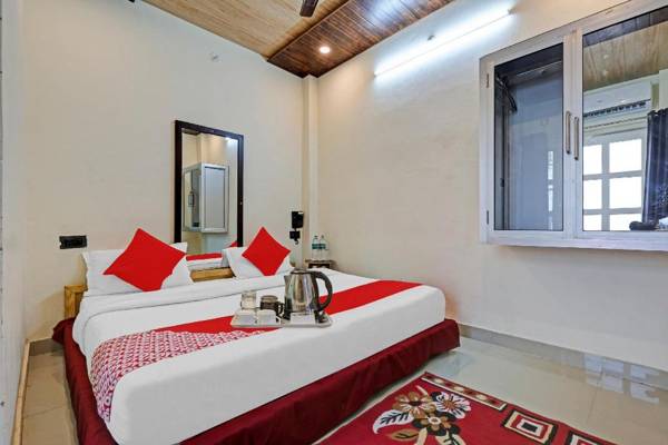 Capital O 88981 White House Hotel