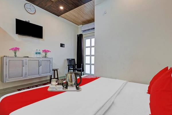 Capital O 88981 White House Hotel