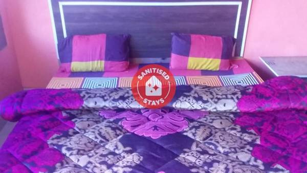 SPOT ON 87911 Sharma's Kitchen & Home Stay