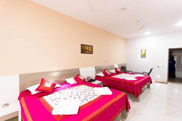 The Grand Gardens Resort