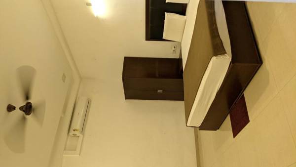 The SSLR Hotel