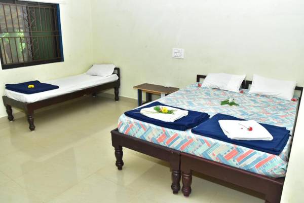 Megha Resort  Hampi