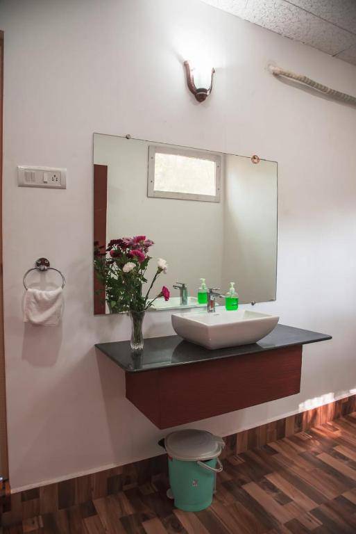 Patnem Beach Cottages