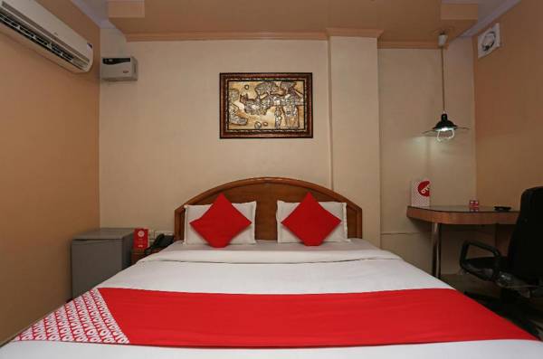 Workspace - OYO 7147 Hotel Madhur Regency