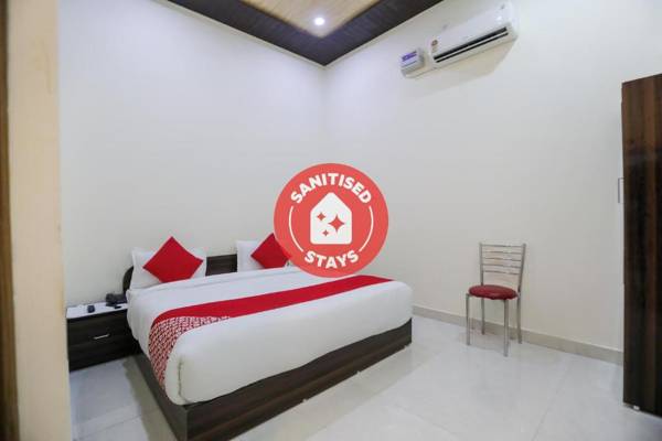 OYO 71380 Hotel Viom