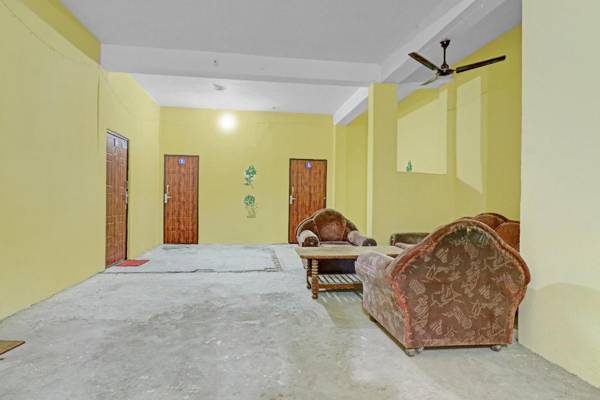 OYO 82705 Rana Hotel