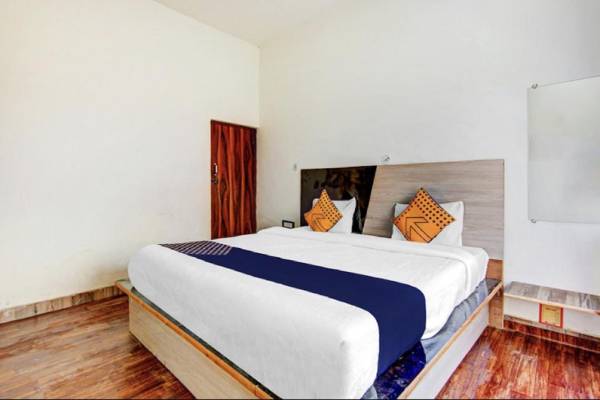 POP 83628 Hotel