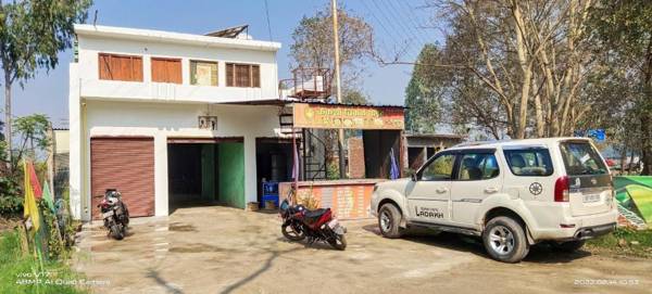 OYO 85611 Kaikshi Chicken Point