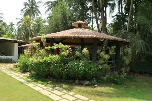 Raj Resort