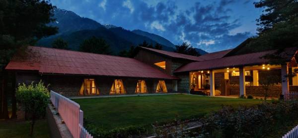 Welcomhotel by ITC Hotels Pine N Peak Pahalgam