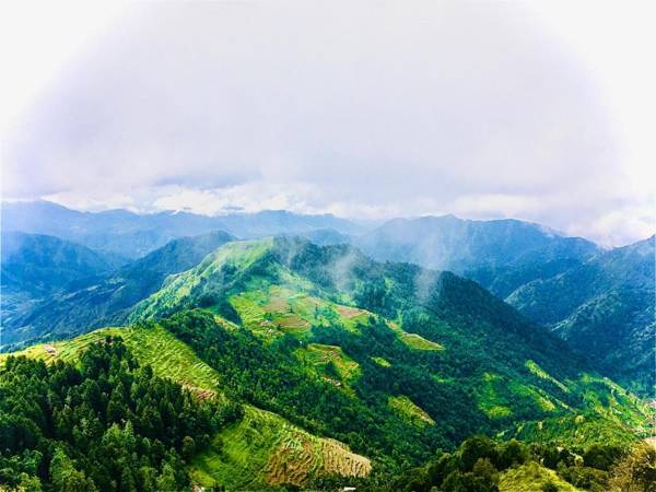 Hotel LA Riqueza Kanatal - Into the Mountains - Short drive from Mussoorie