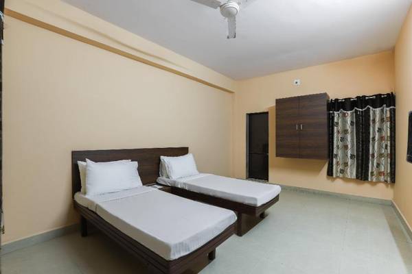 SPOT ON 47782 Hotel Jay Kishan