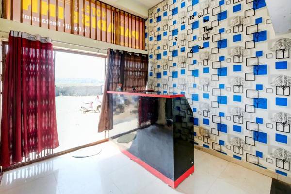 Collection O 76875 Hotel Paradise Inn