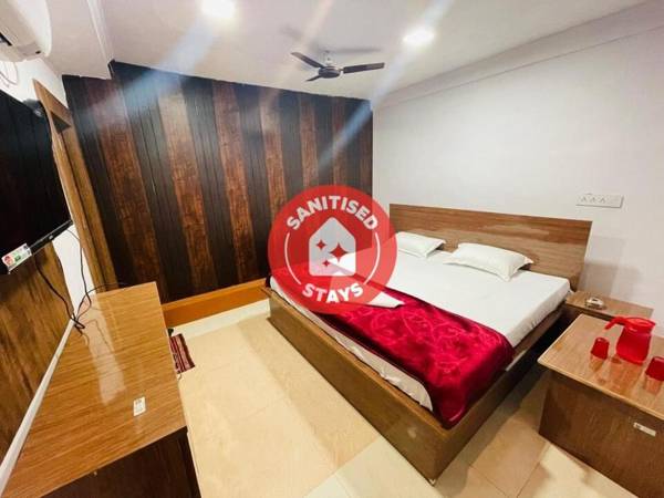 OYO 86726 The 3 Star Hotel