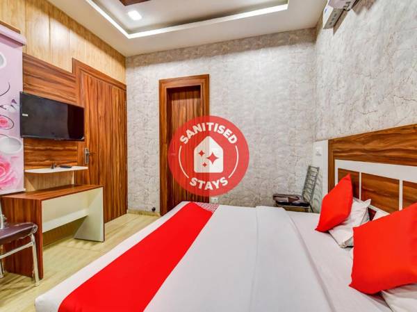 OYO 79224 Hotel Shubh