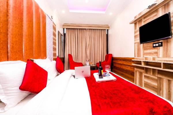 Hotel Grand Hills