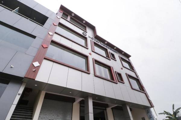 Capital O 60811 Hotel Woods In