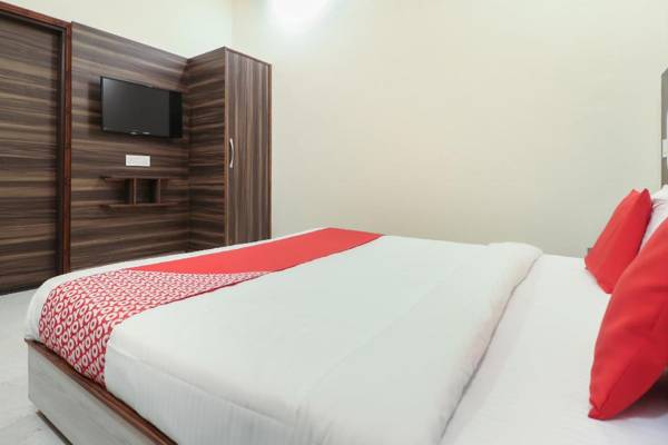 Capital O 60811 Hotel Woods In